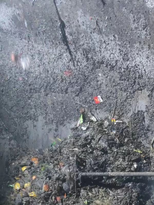 相城污水池清理